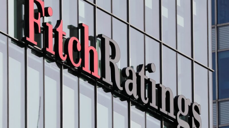 Agência Fitch mantém nota de crédito do Brasil em ‘BB’, com perspectiva estável