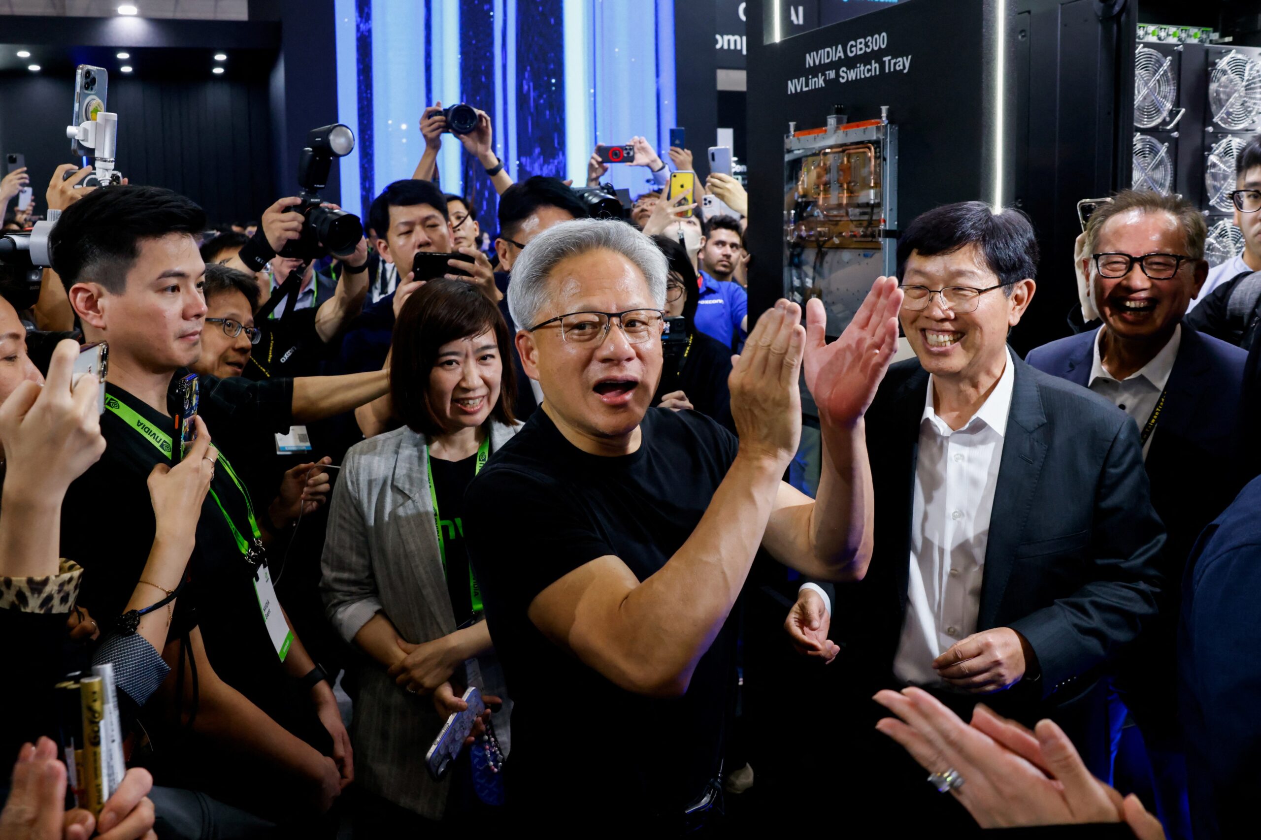 Nvidia: como um ex-lavador de pratos criou a empresa mais valiosa do mundo e ficou bilionário