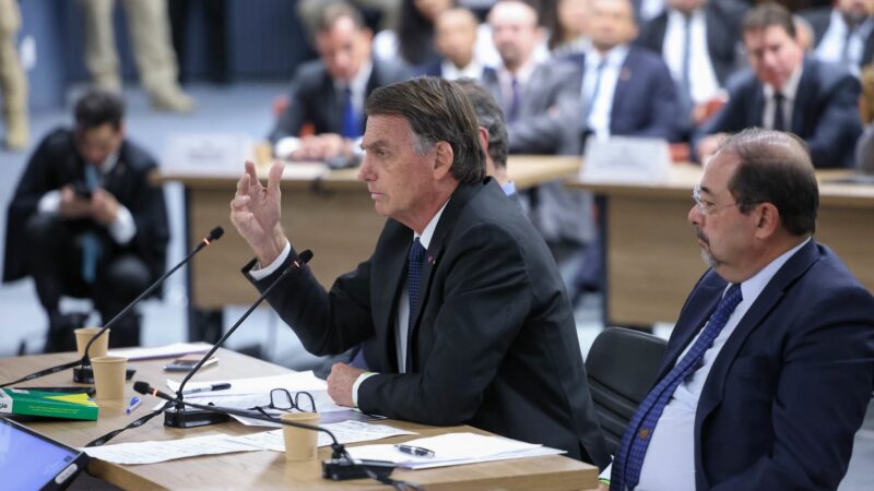 Moraes nega pedido de Bolsonaro para anular delação de Mauro Cid