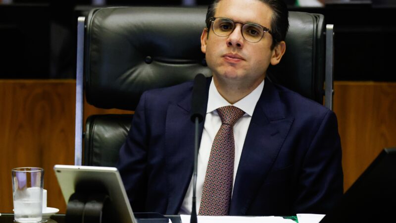 Motta defende derrubada de alta do IOF e diz que não traiu Planalto