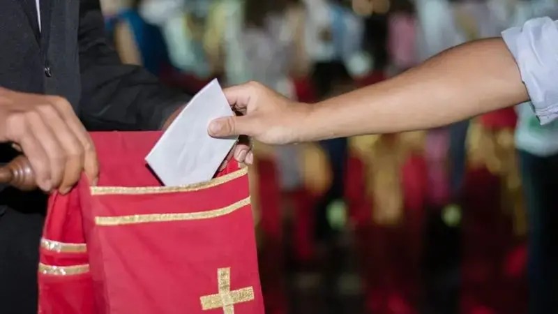 Cresce o número de brasileiros sem religião