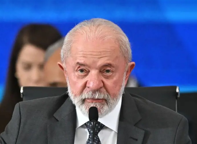 Perto de derrota sobre IOF na Câmara, Lula defende Haddad e diz não precisar de ‘técnico do FMI’ para dizer o que é responsabilidade