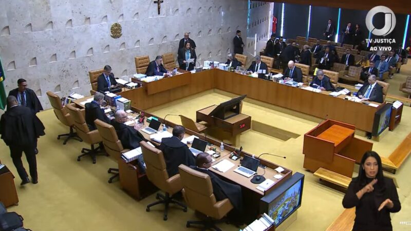 58% dos brasileiros dizem ter vergonha dos ministros do STF; 30% expressam orgulho, mostra Datafolha