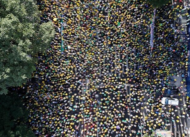 Bolsonaro mira relevância eleitoral em ato na Paulista