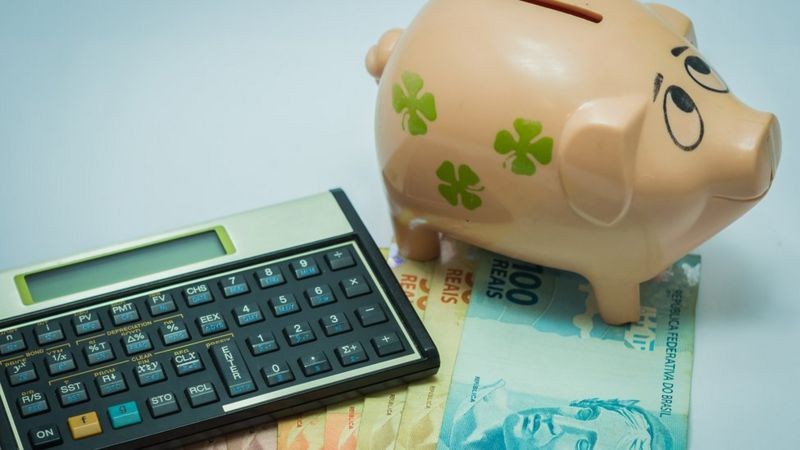 Contas públicas têm déficit de R$ 33,7 bilhões em maio; dívida avança para 76,1% do PIB