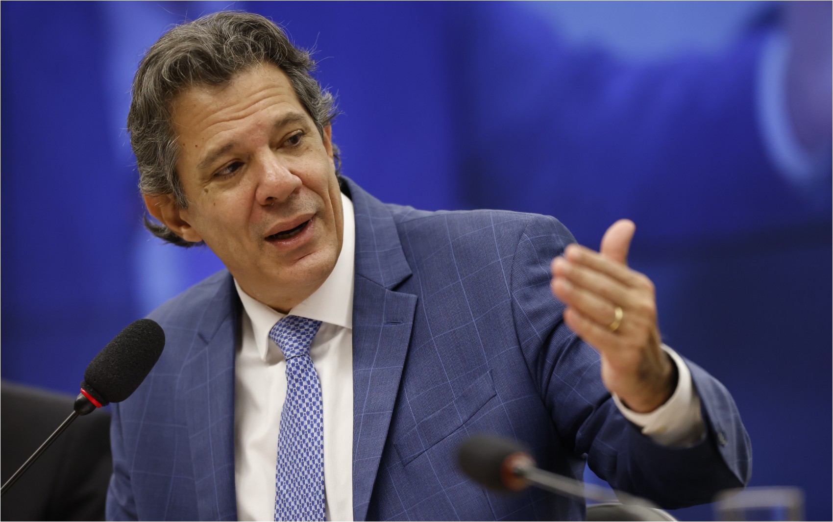 Haddad diz que não há omissão de Lula na articulação política com o Congresso