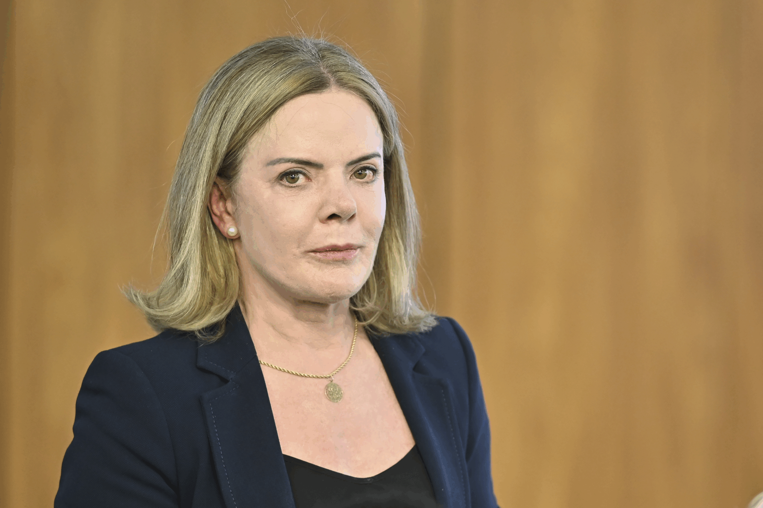 Gleisi diz que decisão do STF sobre responsabilização das big techs é ‘corajosa e necessária’