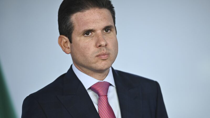Motta pauta projeto que pode derrubar alta do IOF e governo é pego de surpresa