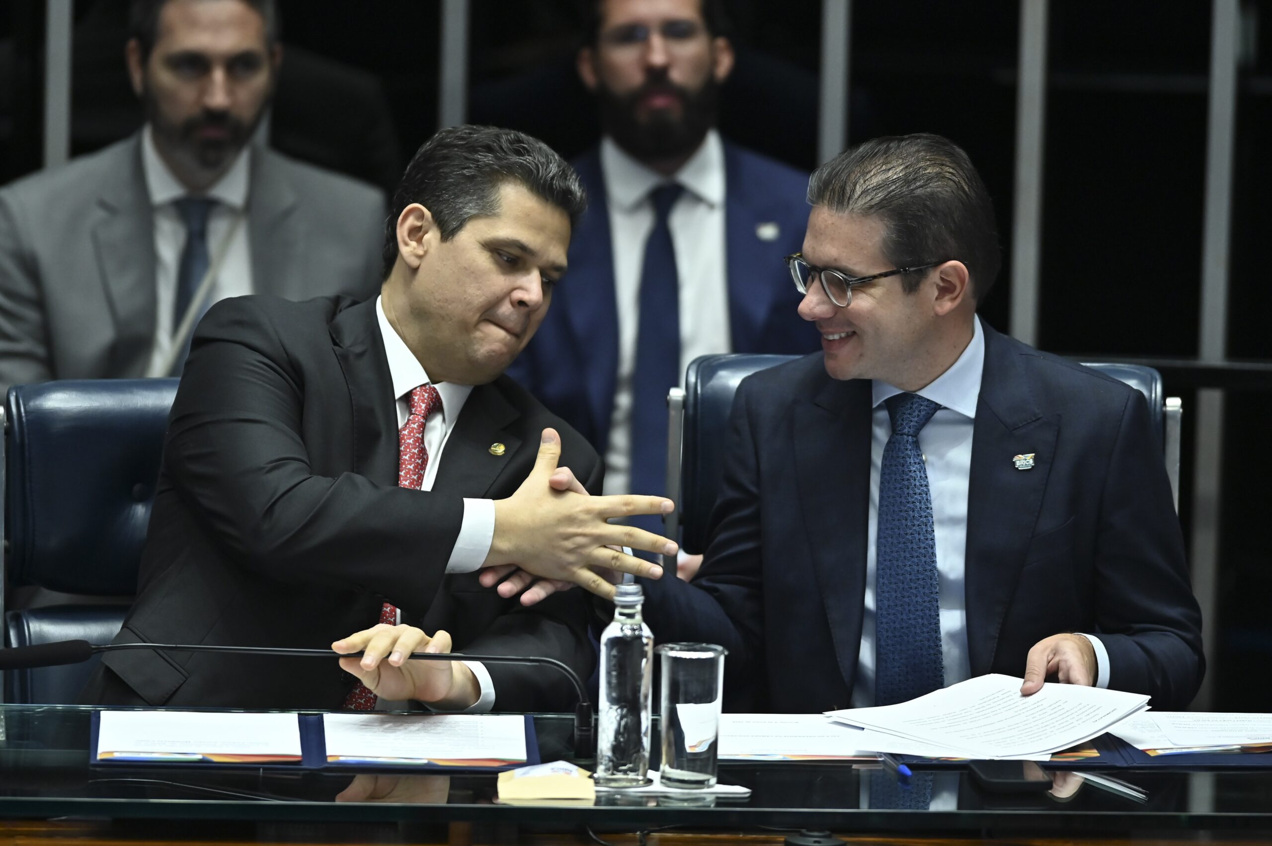 Câmara vê judicialização da derrubada do decreto do IOF como erro político e ‘guerra’ entre governo e Congresso