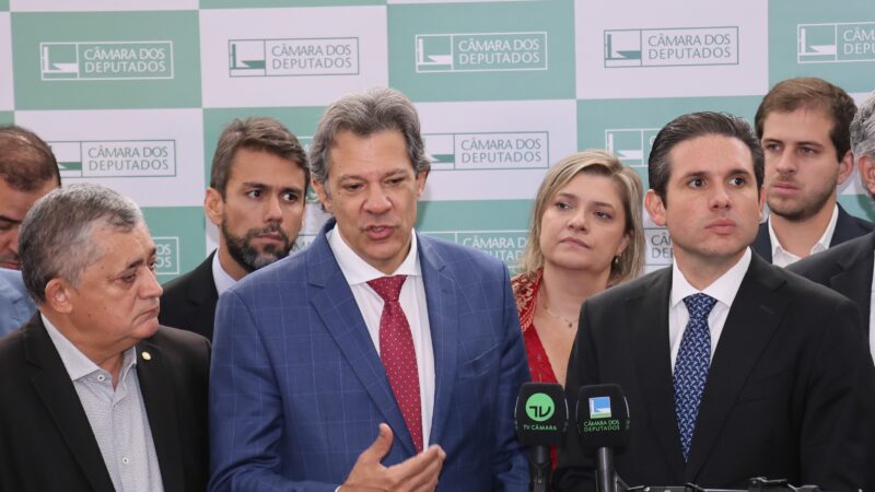 Haddad se reúne com Motta, Alcolumbre e líderes partidários para apresentar alternativas à alta do IOF