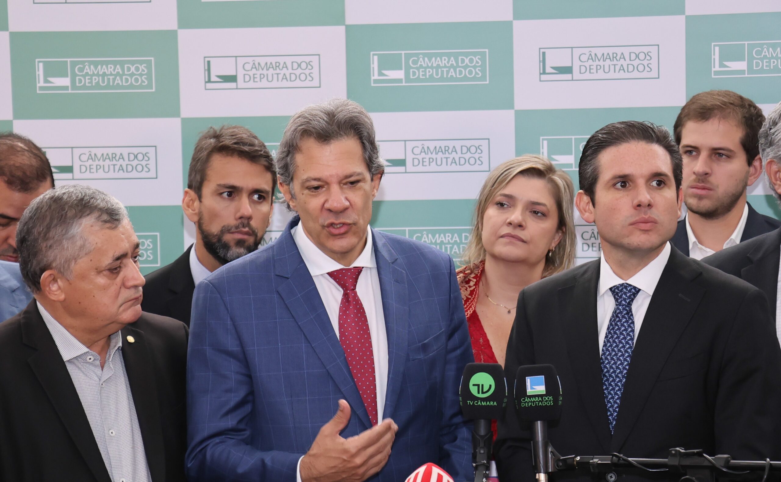 Haddad se reúne com Motta, Alcolumbre e líderes partidários para apresentar alternativas à alta do IOF