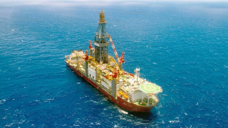 Governo realiza leilão de 172 áreas para exploração de petróleo no país