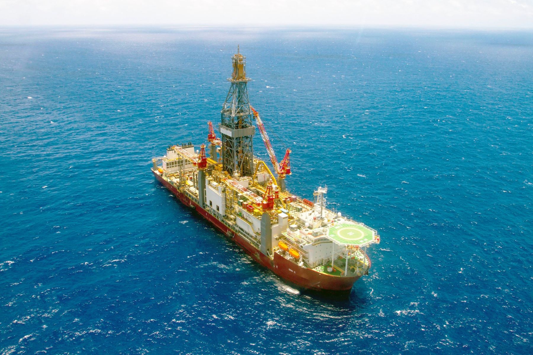 Governo realiza leilão de 172 áreas para exploração de petróleo no país