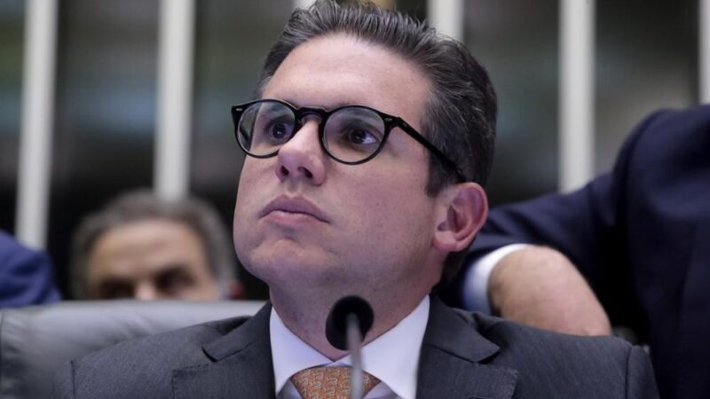 Motta se irrita com nova decisão de Dino sobre emendas, e ameaça travar projetos do governo