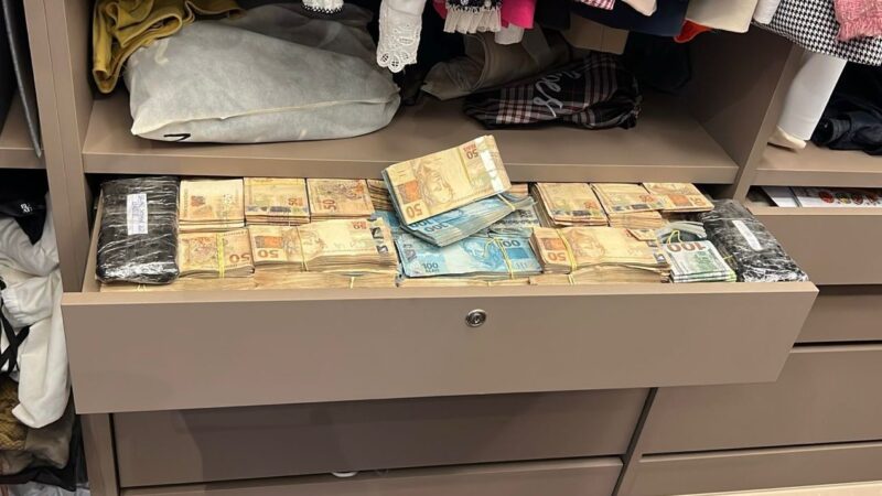 PF apreende mais de R$ 3 milhões na casa de ex-prefeito investigado por suposto desvio de emendas