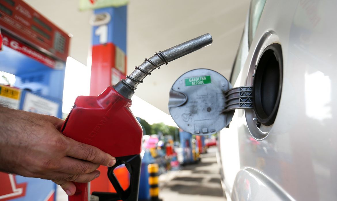 Governo federal cria ‘IPI verde” e reduz imposto para carros populares flex