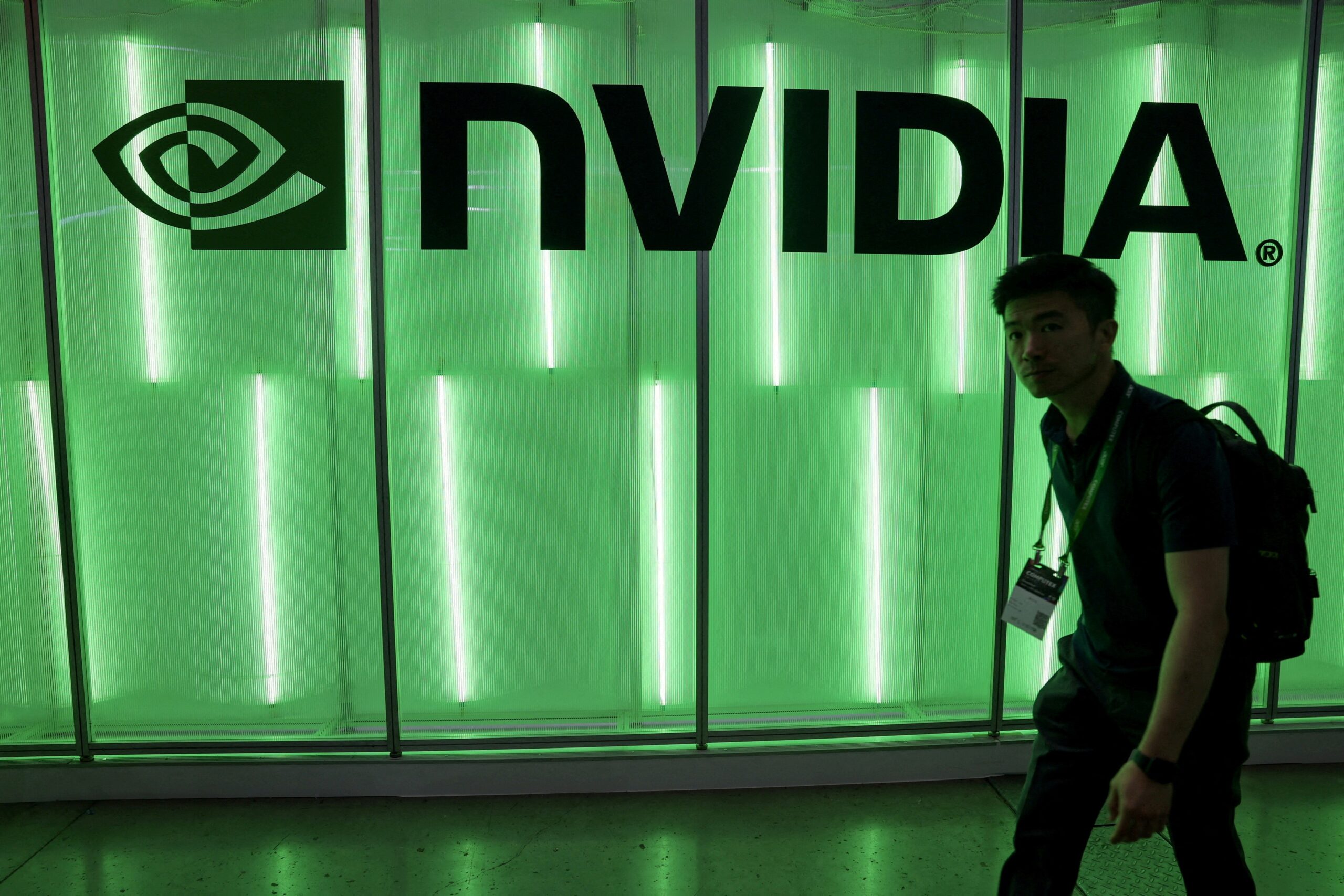 Nvidia alcança US$ 3,9 trilhões em valor de mercado e caminha para se tornar empresa mais valiosa na história