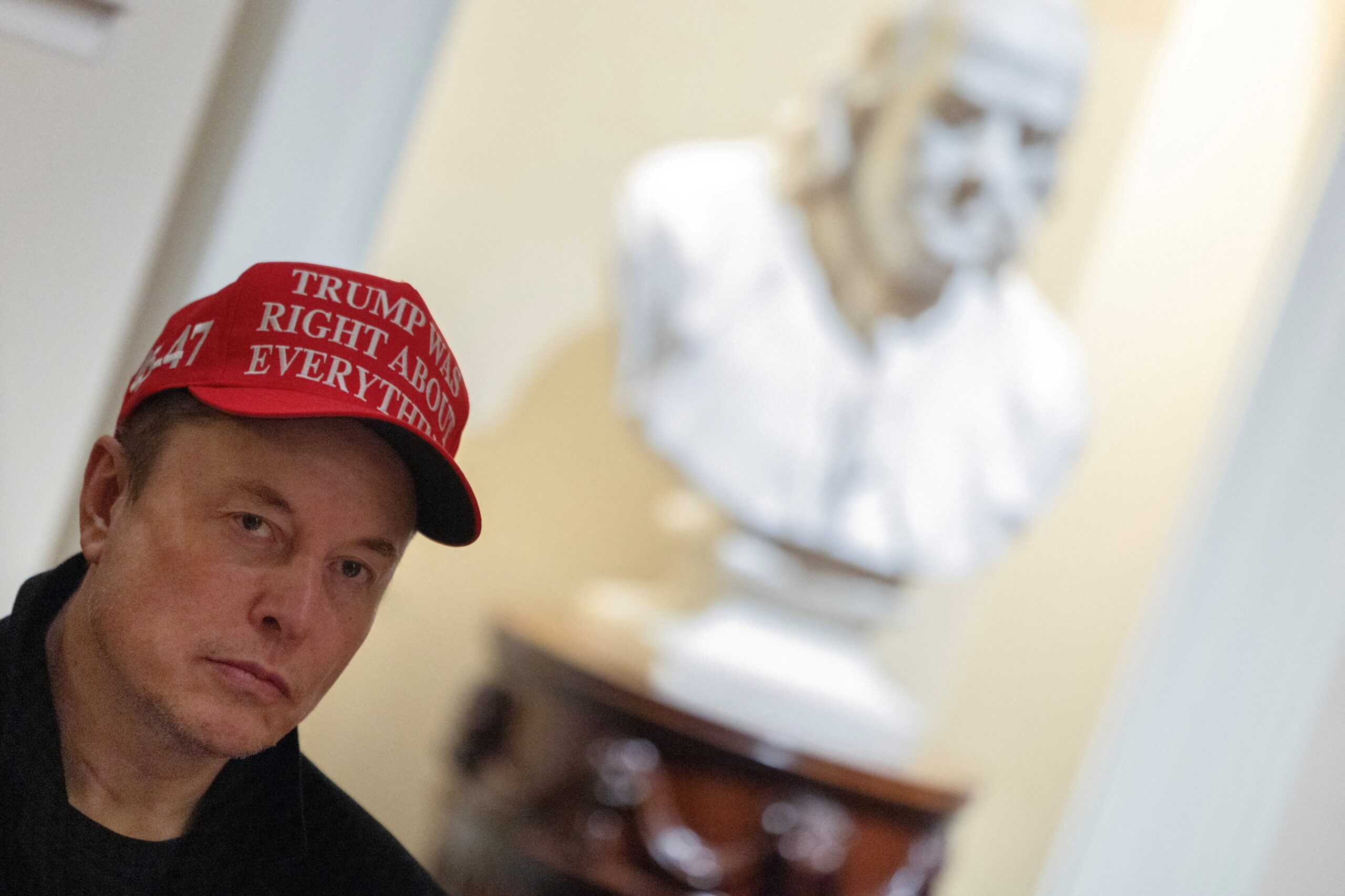 Ações da Tesla caem 7% após a criação do ‘Partido da América’ por Elon Musk