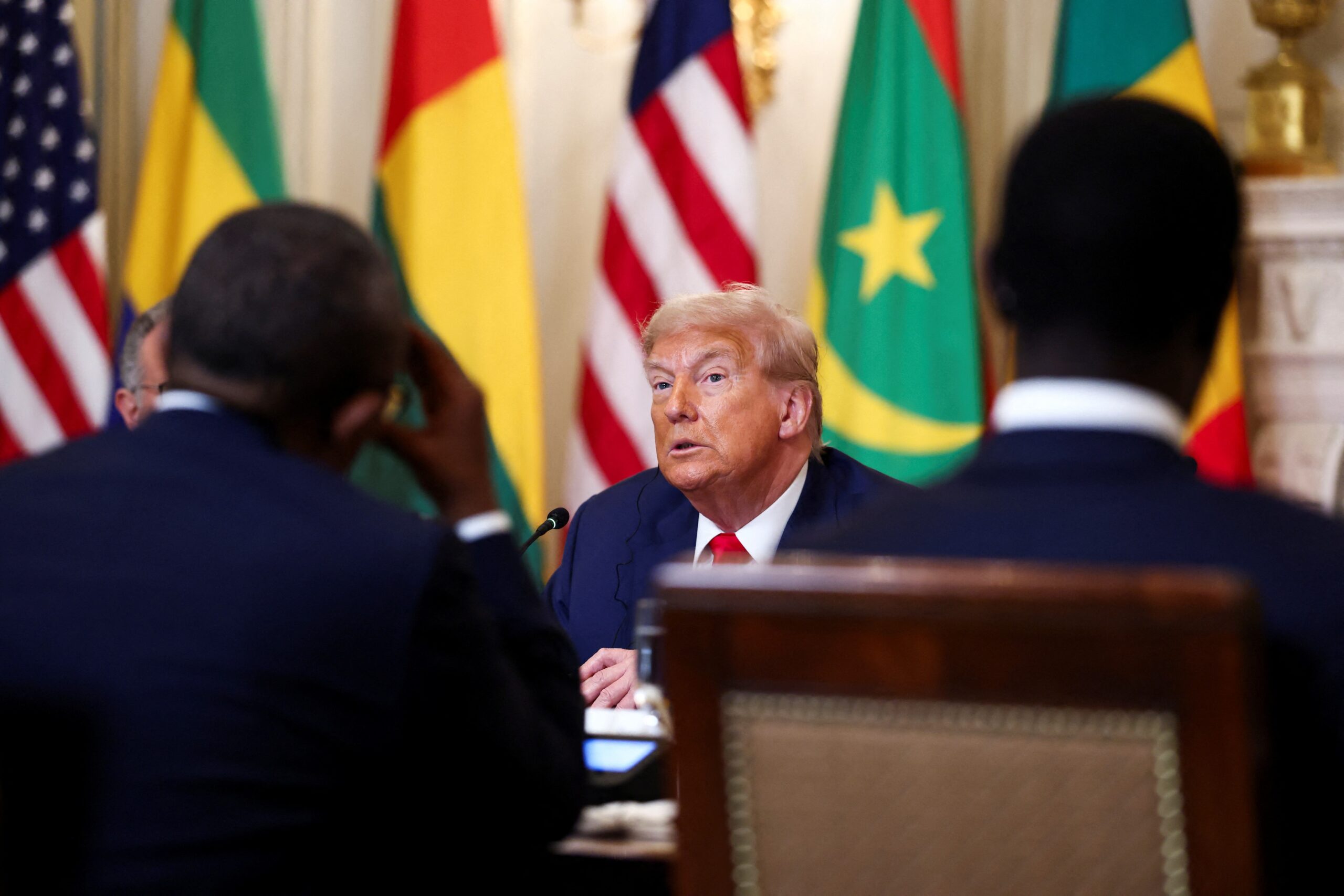Tarifa de Trump contra o Brasil faz parte de estratégia global da extrema direita, diz especialista