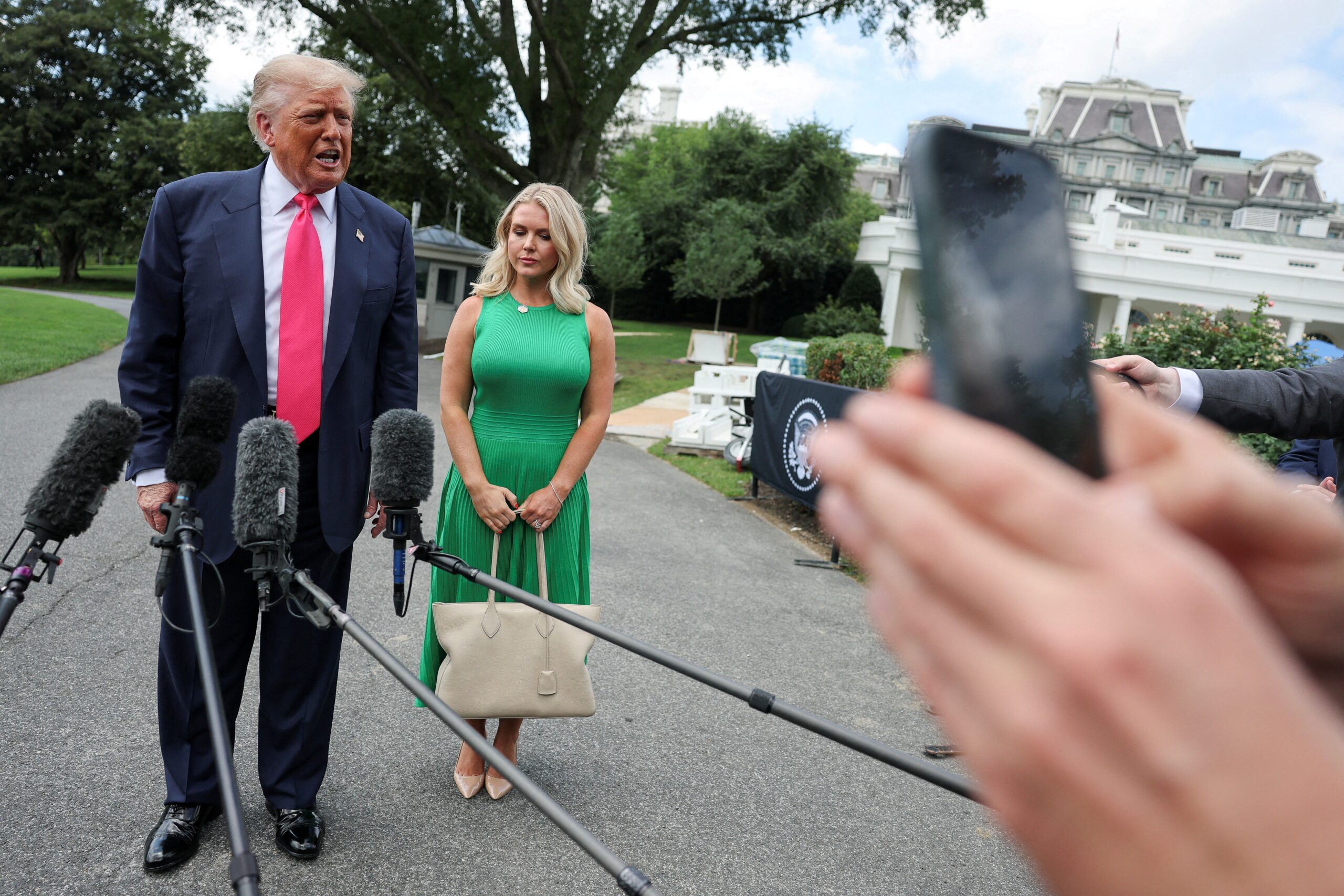Trump volta a defender Bolsonaro: ‘Não é que ele seja meu amigo, é alguém que eu conheço’
