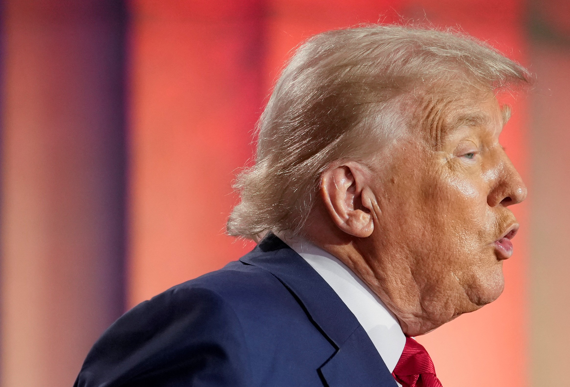 Trump afirma ter aplicado tarifa de 50% a países com os quais relação ‘não tem sido boa’