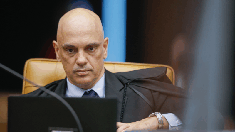 É #FAKE vídeo de Moraes dizendo que errou com Bolsonaro e vai apoiá-lo na eleição de 2026; cena foi criada com inteligência artificial