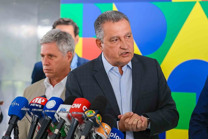 Rui Costa diz que é pouco provável que Lula sancione aumento no número de deputados, mas nega polarização com o Congresso
