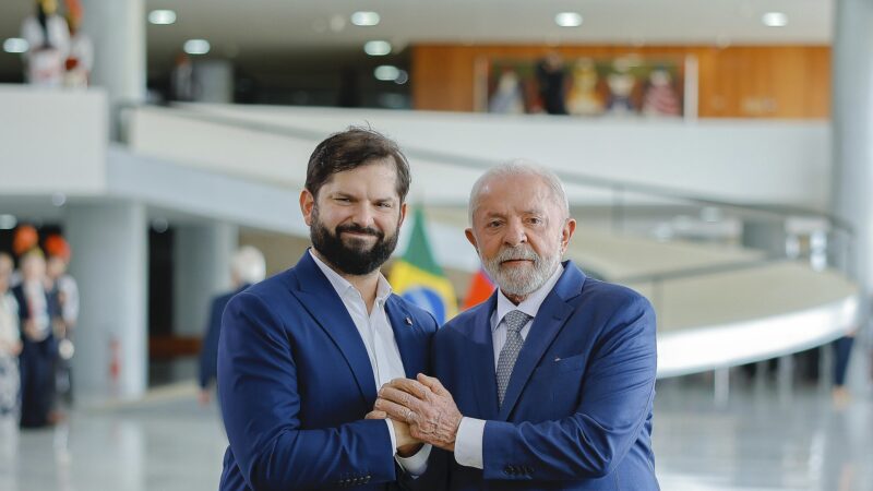 Em meio a tarifas e medidas de Trump contra o STF, Lula participa de encontro de países em defesa da democracia no Chile