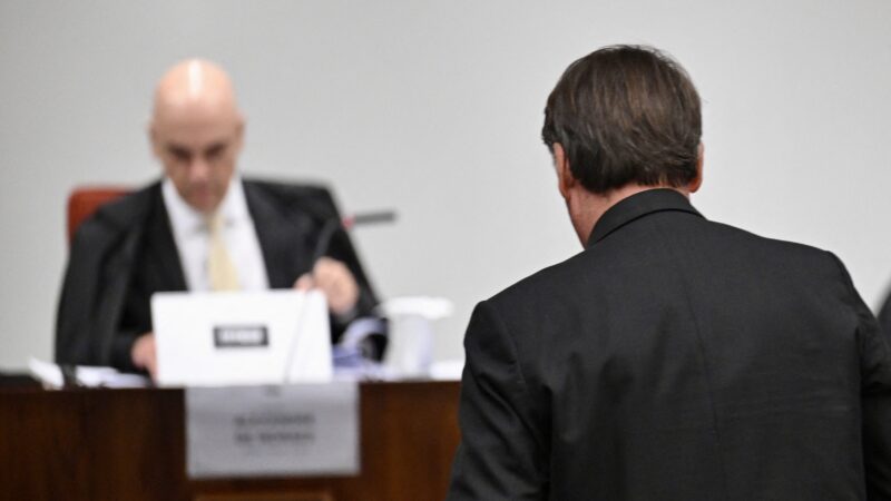 Defesa de Bolsonaro tem até as 21h13 desta terça para responder a Moraes