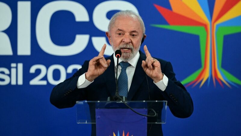 O que acontece se o Brasil retaliar a tarifa dos EUA?