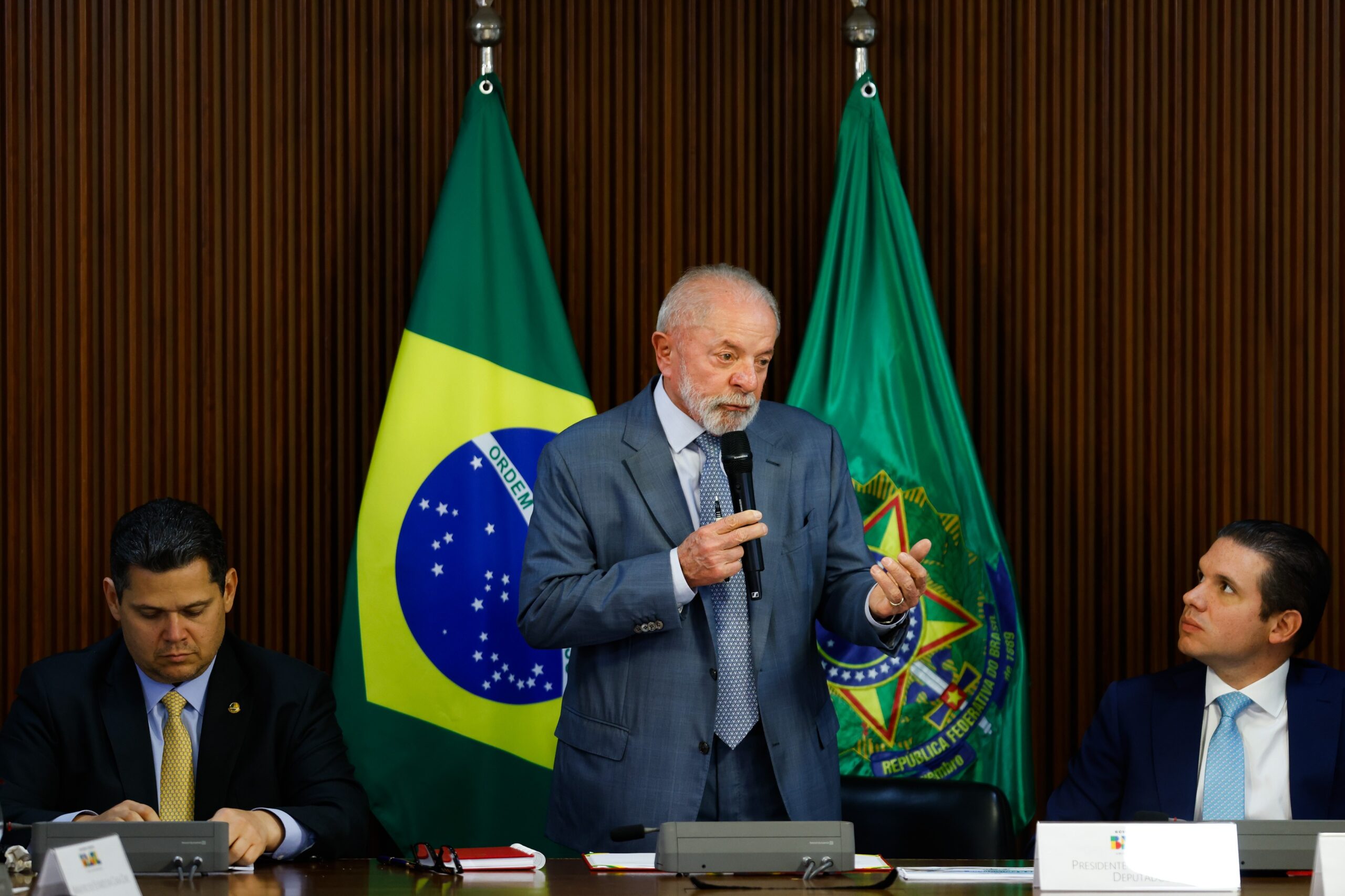 Prazo para Lula sancionar ou vetar aumento do número de deputados se encerra nesta quarta-feira