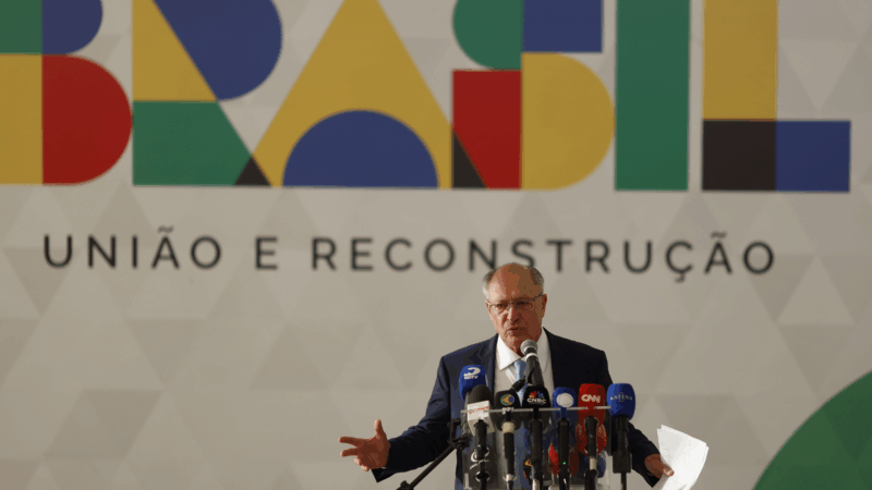 Tarifaço: Alckmin diz que gastos de apoio aos trabalhadores podem ser excluídos da meta fiscal