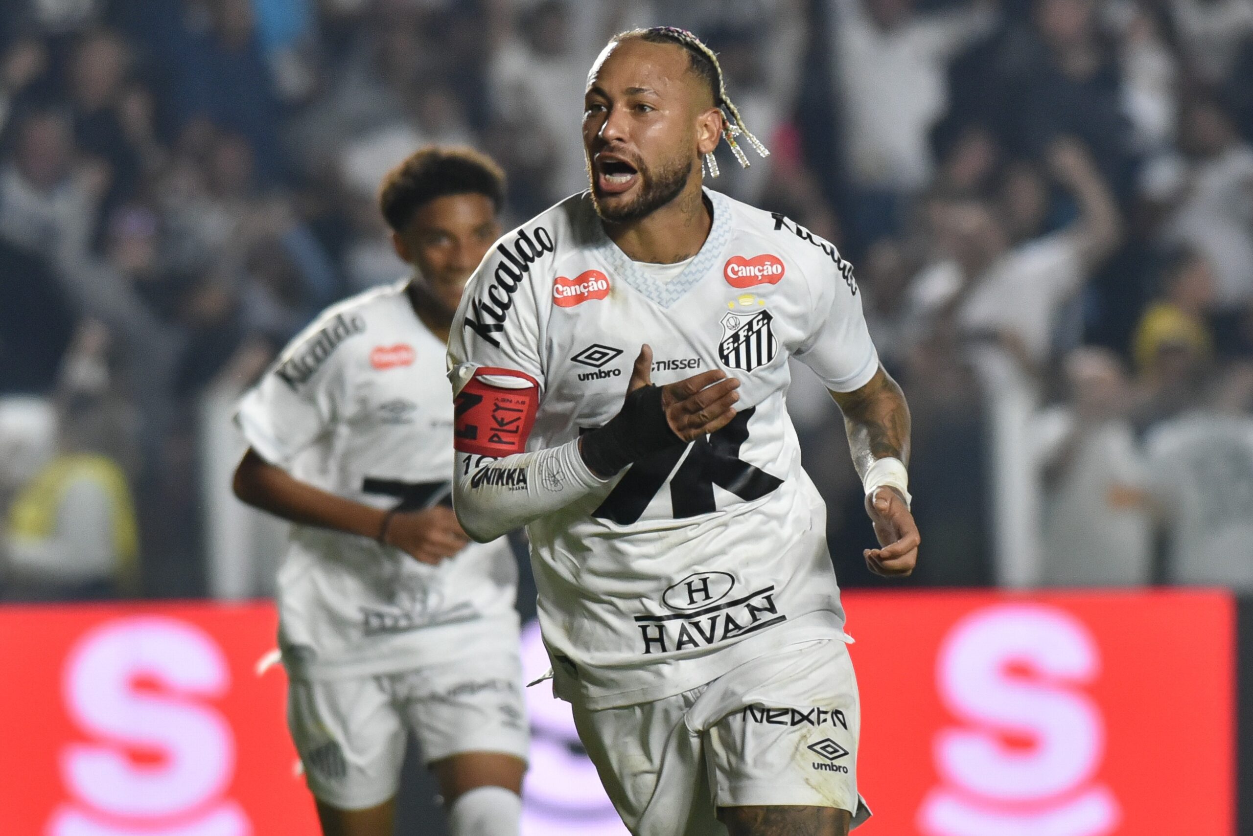 É #FAKE vídeo que mostra Neymar apoiando tarifaço de Trump; conteúdo foi gerado por IA