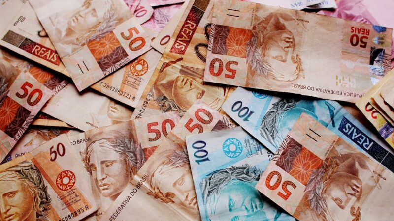 Metade dos trabalhadores aponta o dinheiro como maior causa de preocupação, diz pesquisa