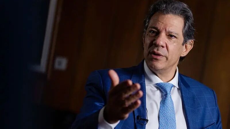 Ministério da Fazenda eleva para 2,5% a previsão de alta do PIB para 2025