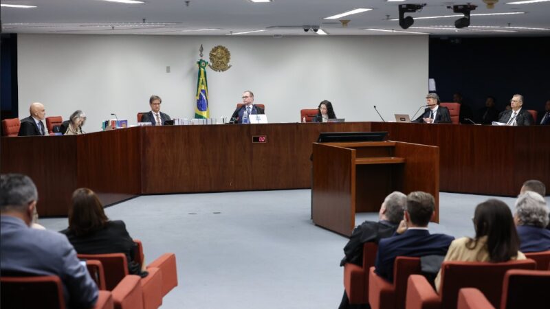 STF tem maioria para confirmar decisão de Moraes que impôs medidas restritivas contra Bolsonaro