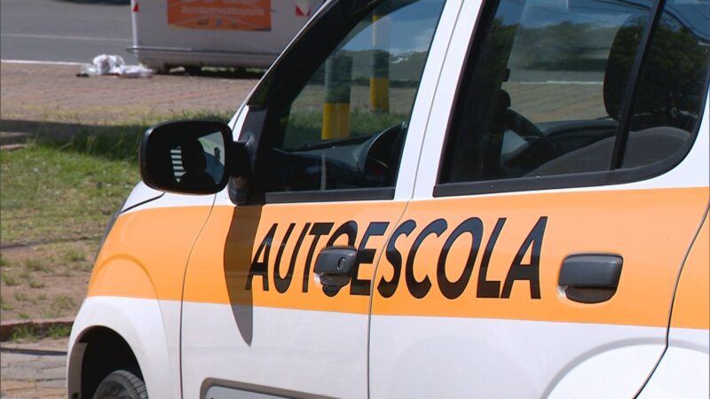 Associação dos Detrans reage à proposta de dispensar autoescolas: ‘Educação no trânsito salva vidas’