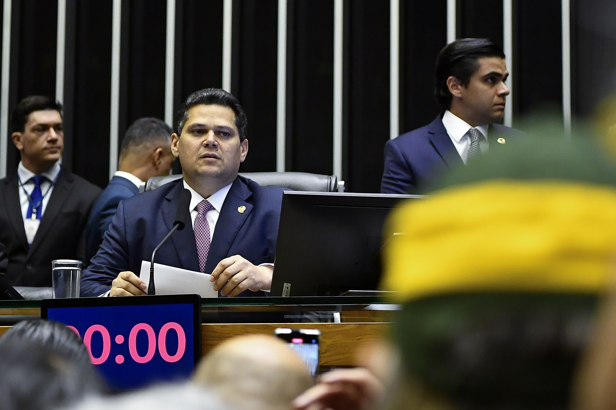 Em meio à crise do IOF, Alcolumbre quer projeto para limitar quem pode recorrer ao STF contra decisão do Congresso