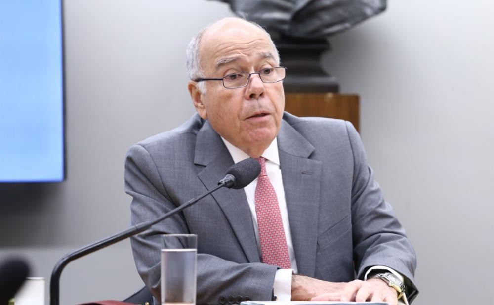 Tarifaço de Trump: chanceler defende insistir nas negociações, mas ressalta ‘vários instrumentos’ à disposição