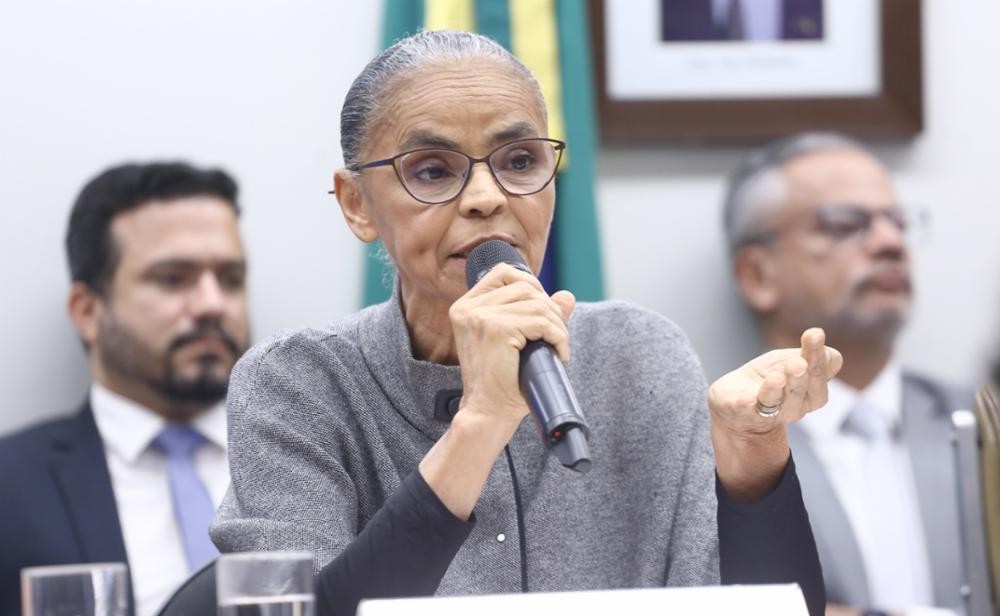 Após nova sessão com ataques de parlamentares, Marina Silva diz que desrespeito ‘é a única coisa que são capazes de oferecer’