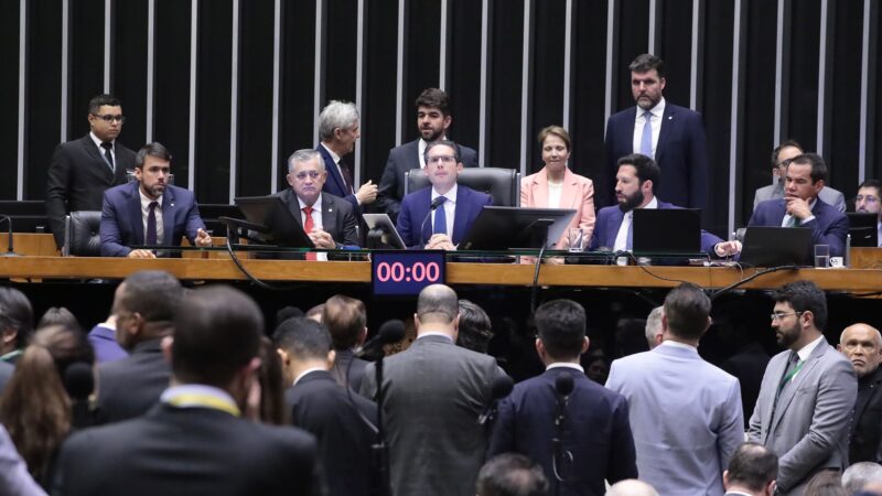 Câmara aprova uso de recursos do pré-sal para renegociação de dívidas do agronegócio; veja como votaram os deputados e partidos