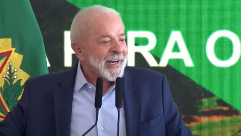Lula chama Bolsonaro de ‘frouxo’ e diz a produtores rurais que ‘nunca vai pedir PIX e anistia’
