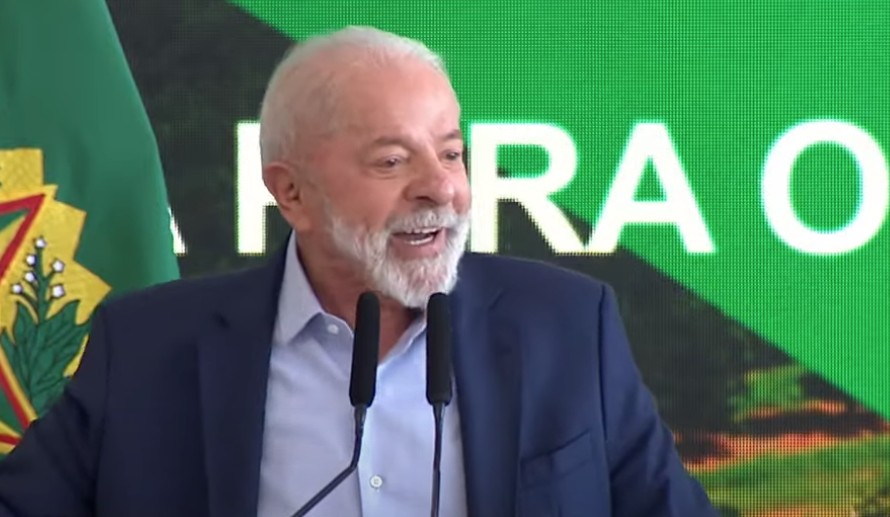 Lula chama Bolsonaro de ‘frouxo’ e diz a produtores rurais que ‘nunca vai pedir PIX e anistia’