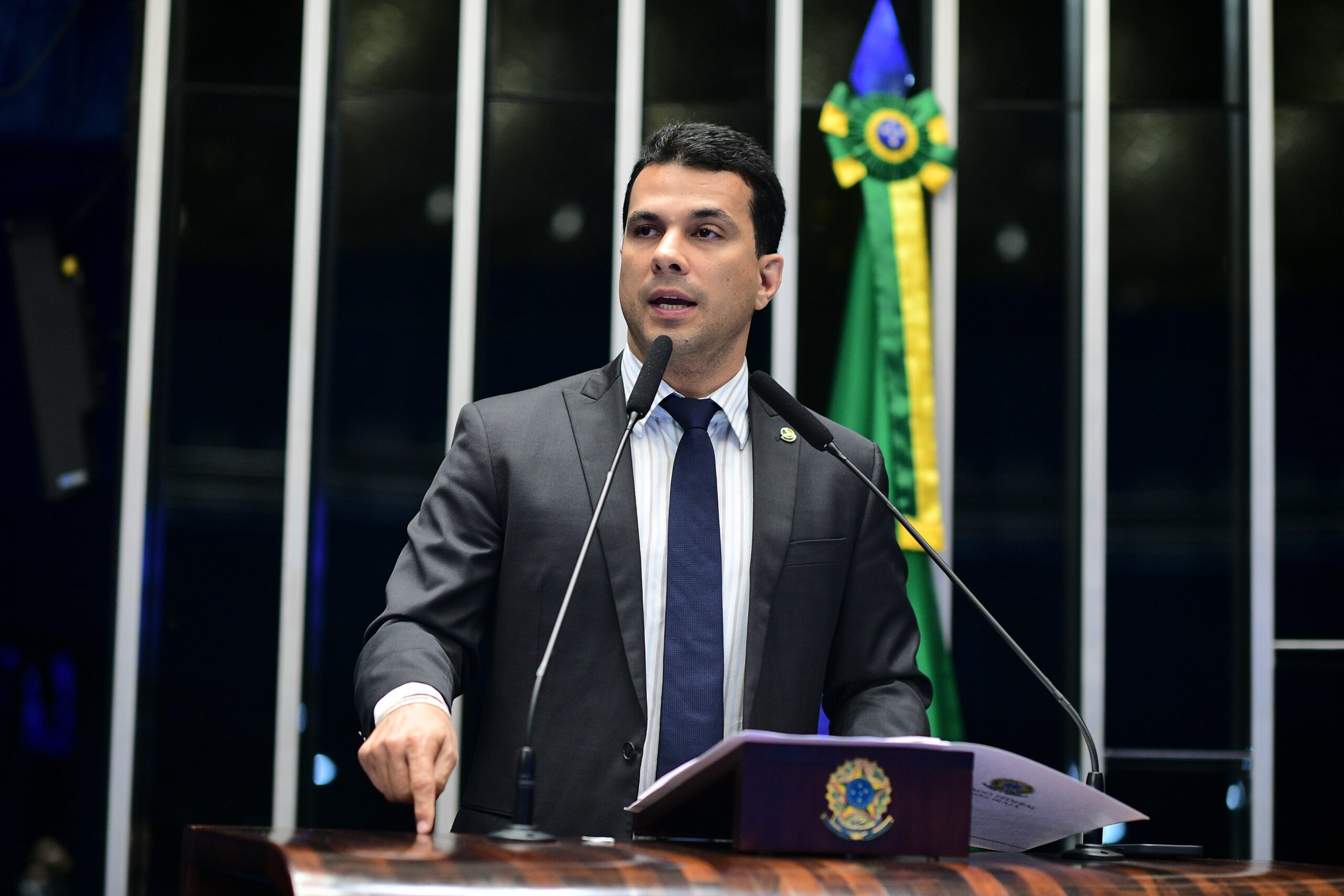 Senado adia votação de projeto que libera cassinos, bingos e jogo do bicho em todo o Brasil