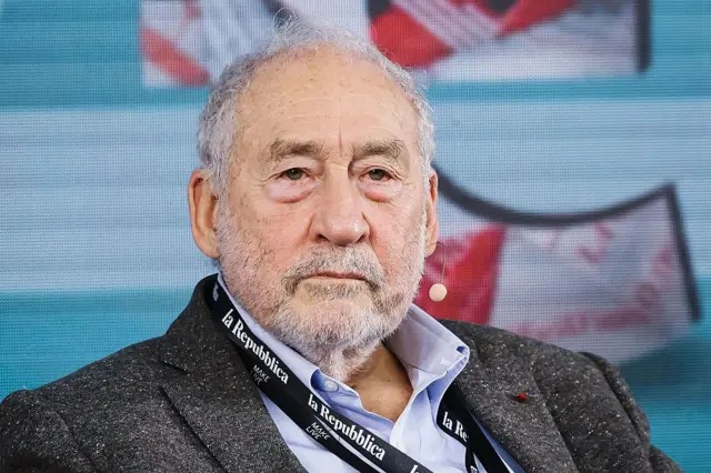 Líderes deveriam fazer como Lula e reagir com coragem a bullying de Trump, diz Nobel de economia