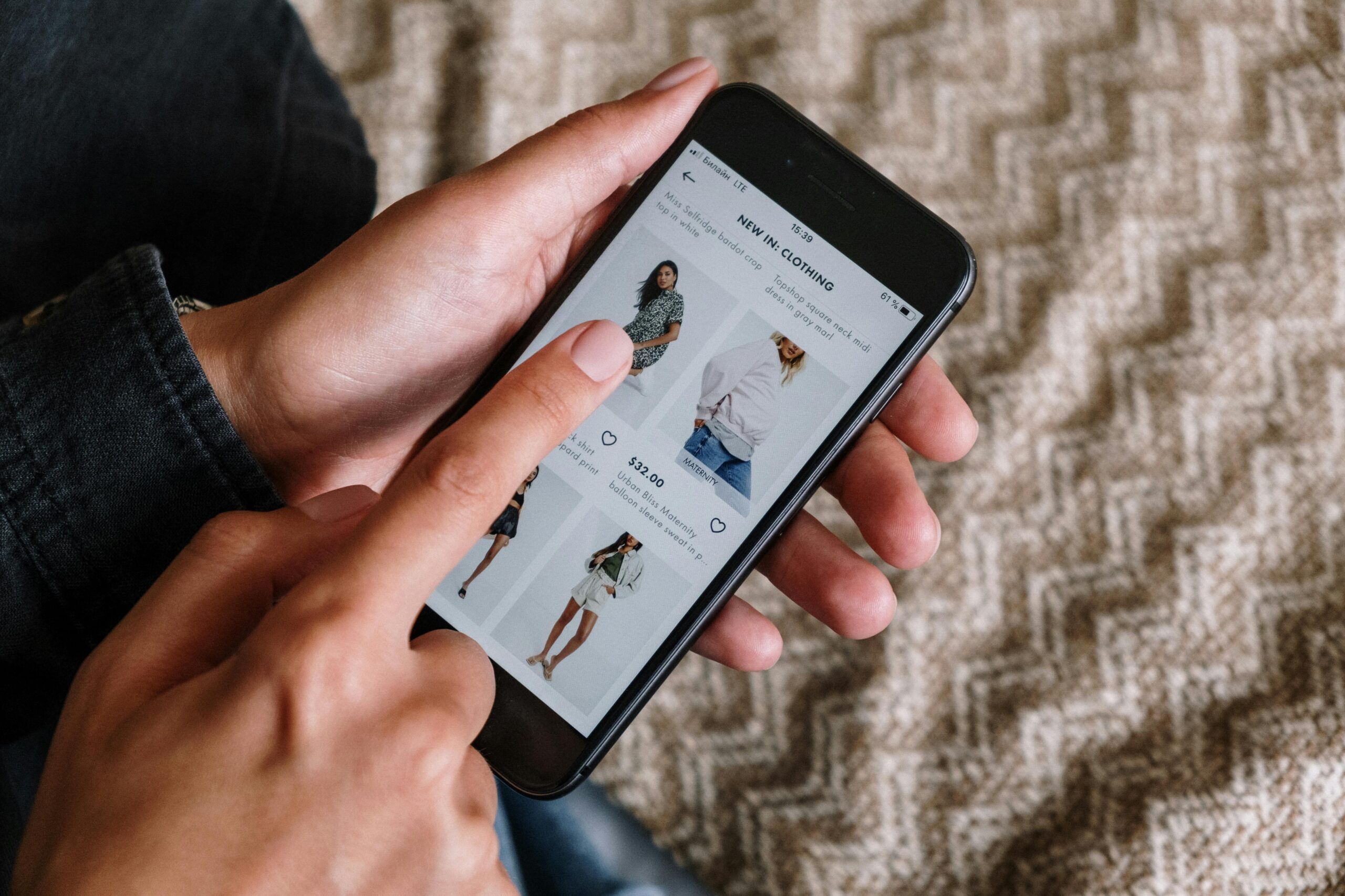 Golpe da loja online fake é a fraude de compras mais comum no Brasil, diz pesquisa