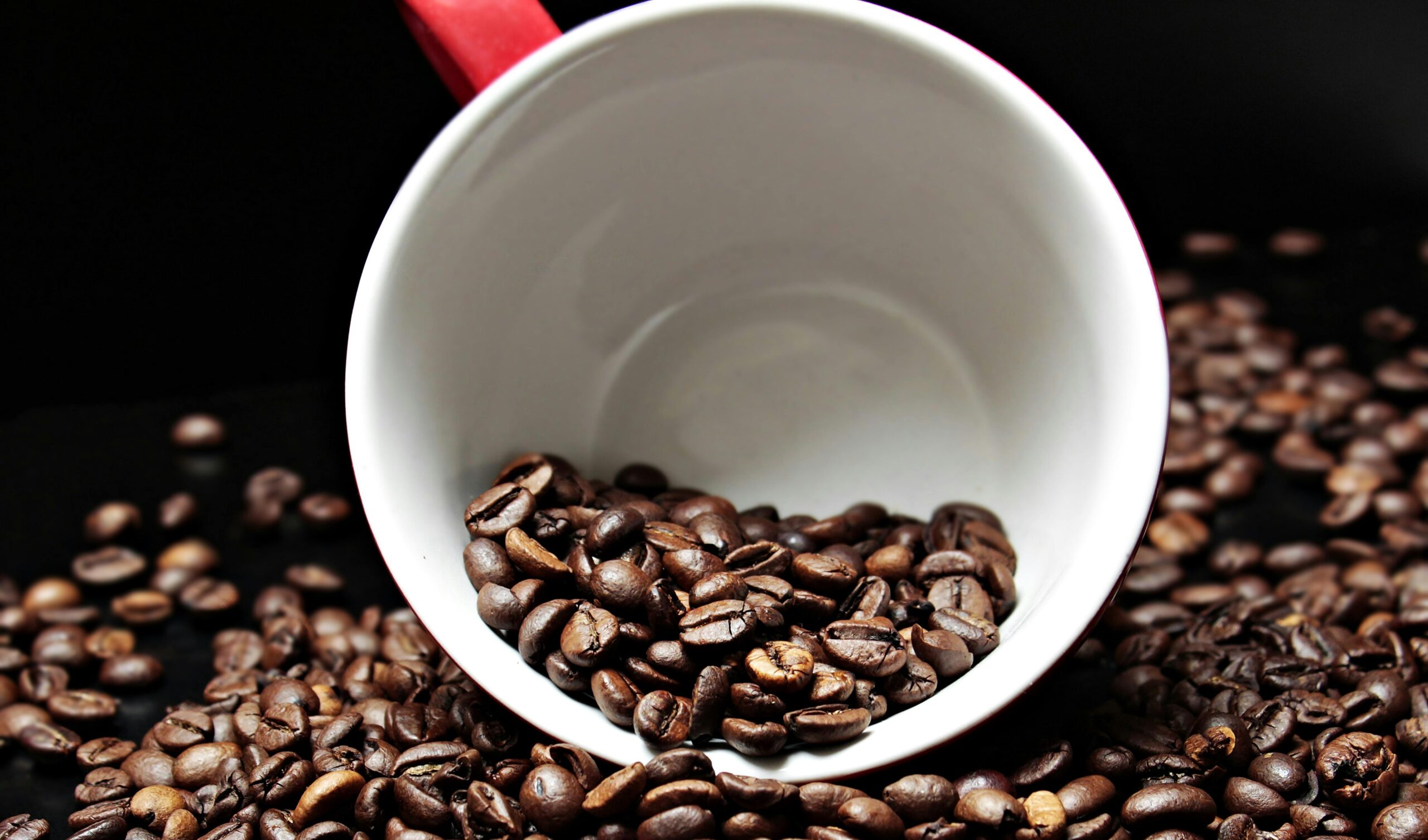Preço do café para o consumidor cai pela 1ª vez em um ano e meio, segundo IPCA-15