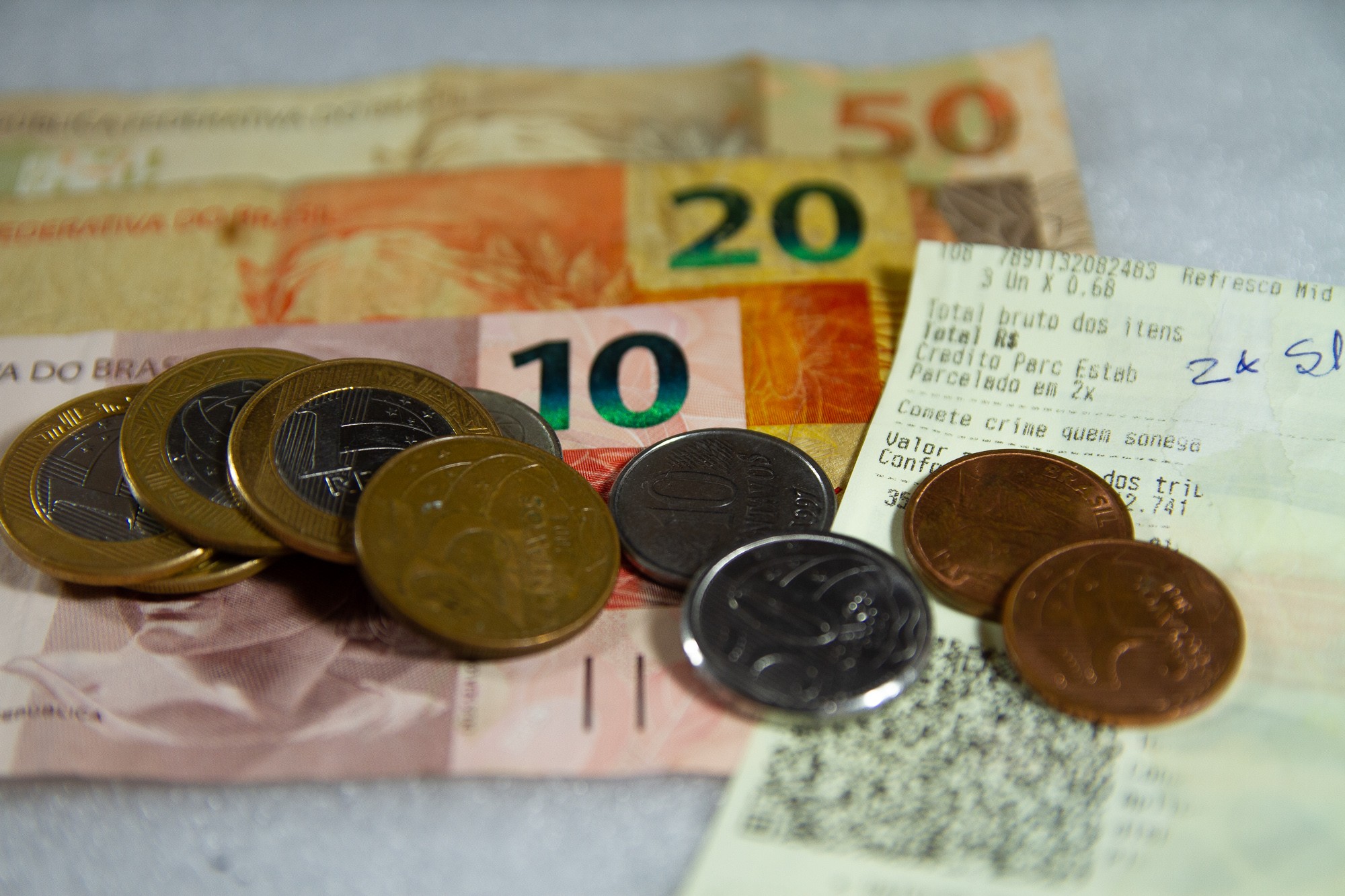 Dinheiro esquecido: BC revela que ainda há R$ 10,1 bilhões nos bancos; 43,9 milhões de pessoas têm direito