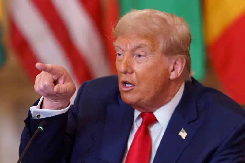 ‘Drástica’, ‘exaltada’ e de cunho ‘pessoal’: como imprensa internacional repercutiu nova tarifa de Trump ao Brasil