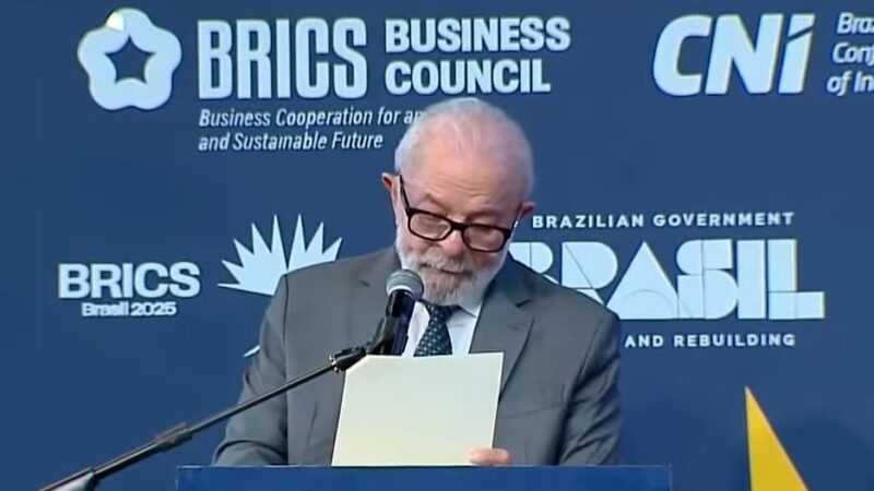 Lula diz que Brics podem liderar novo modelo de desenvolvimento e pede ‘governança multilateral’ sobre IA